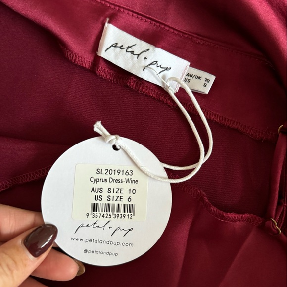 BURGUNDY DRESS, PETAL & PUP - Picture 2 of 3